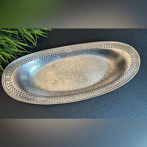 Elegant Silver coated Oval Serving Tray